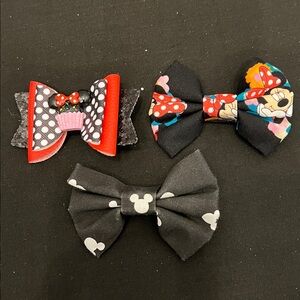 Set of Three Minnie Mouse Disney Clip Hair Bows